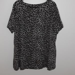 NWOT Denim & Co Leopard Print size 2x Short Sleeve